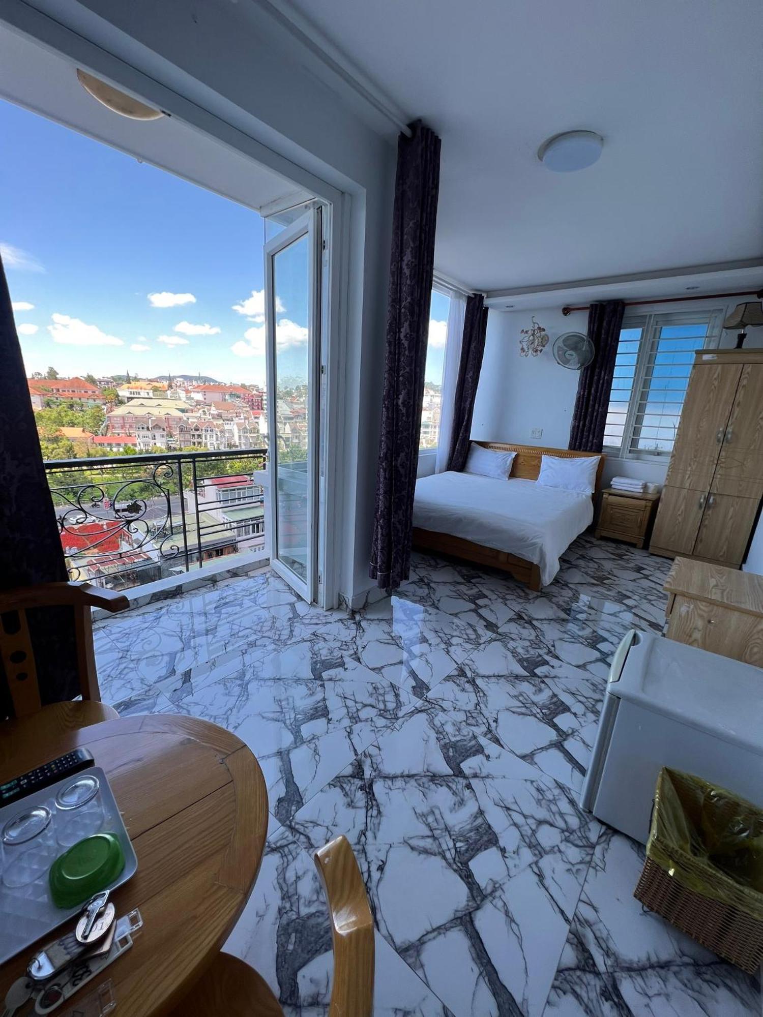Hotel Minh Trang à Đà Lạt Extérieur photo